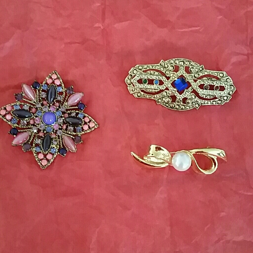 3 brooches